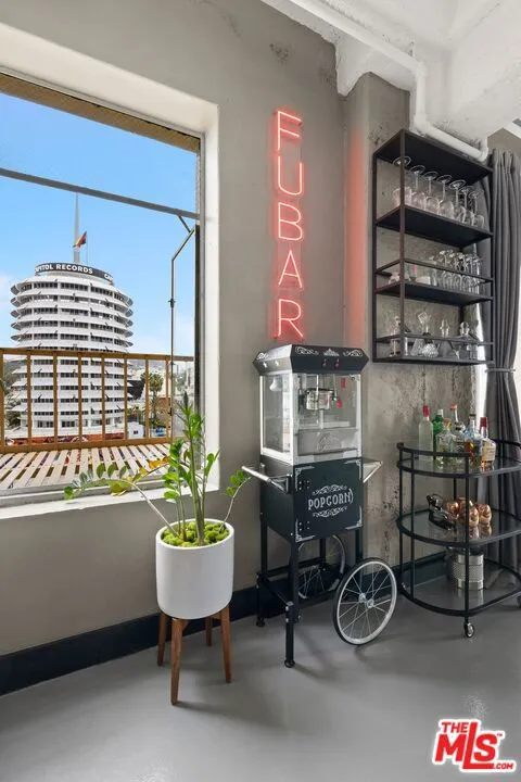 6253 Hollywood Boulevard 506, Los Angeles, California 90028 home-pic-3